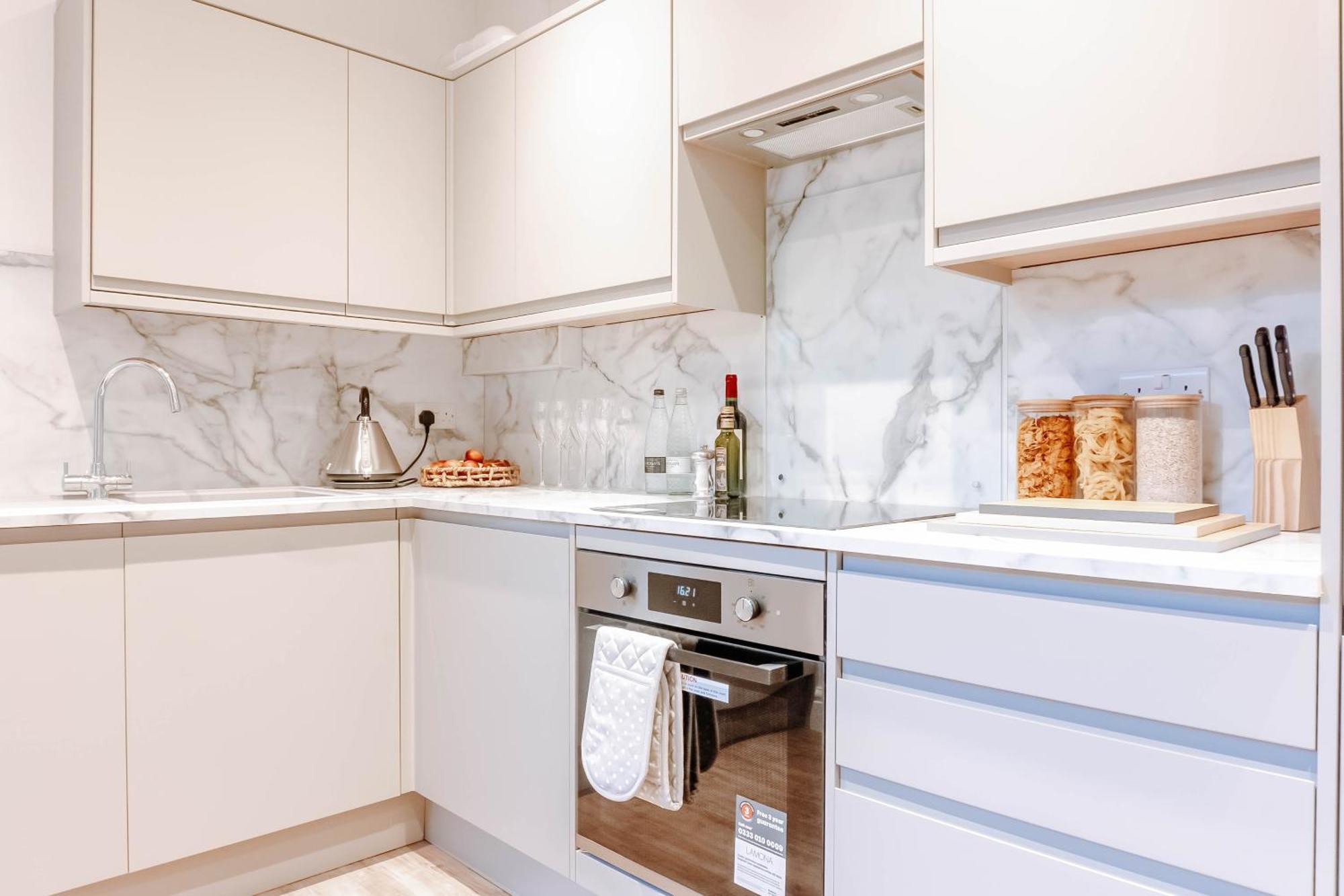 Mayfield - Central Harrogate Apartment - Ground Floor Екстер'єр фото