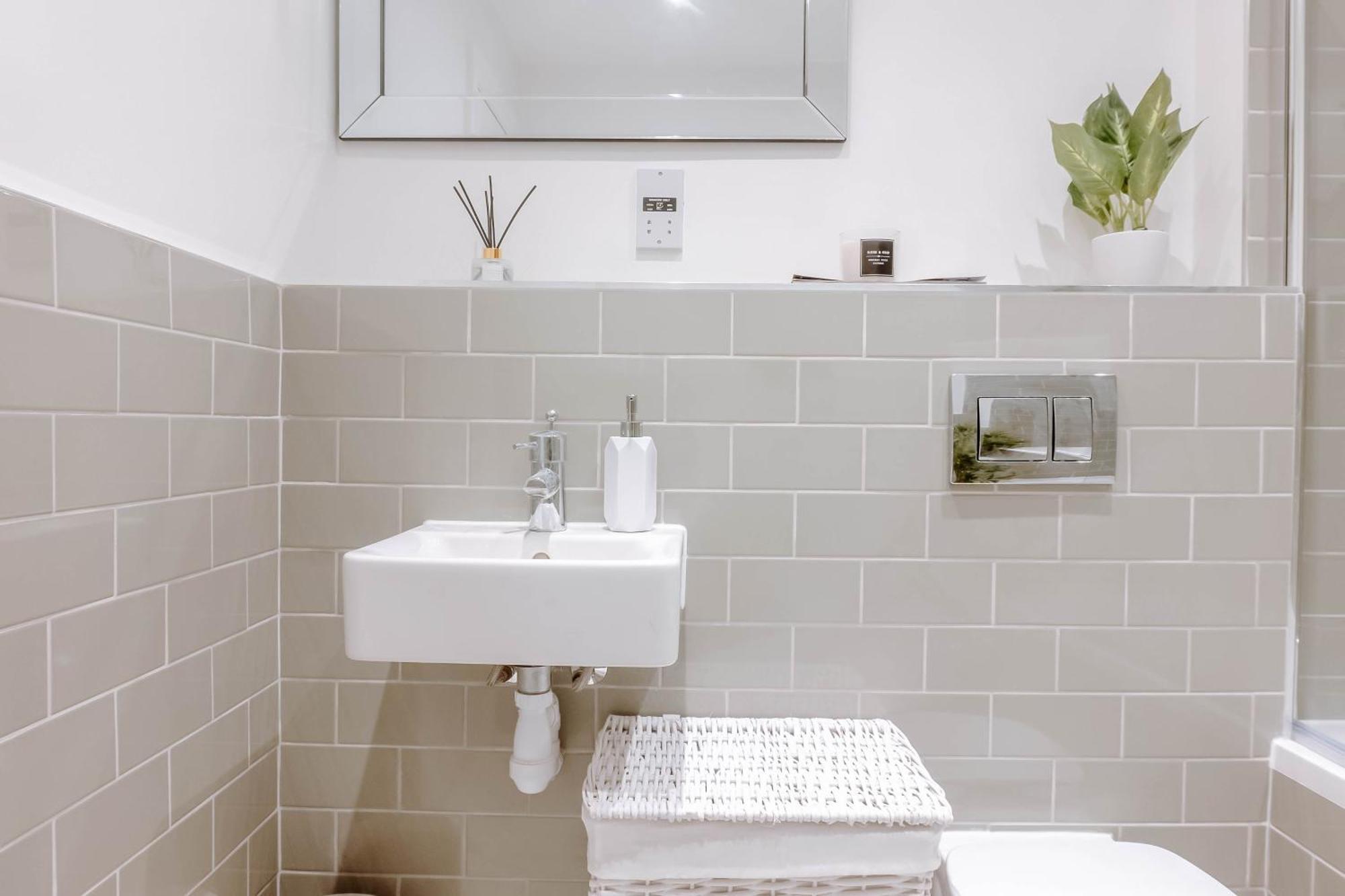 Mayfield - Central Harrogate Apartment - Ground Floor Екстер'єр фото